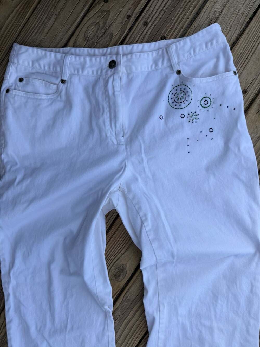 Ruby Rd. Women's White Cotton Blend Embroidered Straight Leg Jeans Size 12